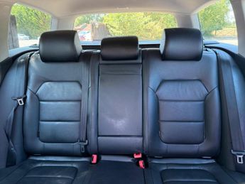 Volkswagen Passat 2.0 TDI BlueMotion Tech Alltrack DSG 4Motion Euro 5 (s/s) 5dr