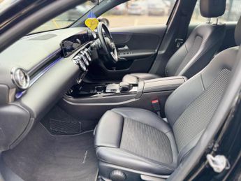 Mercedes-Benz A Class 1.3 A200 Sport (Premium) Hatchback 5dr Petrol 7G-DCT Euro 6 (s/s