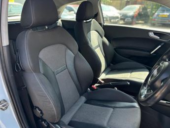 Audi A1 1.2 TFSI Sport Euro 5 (s/s) 3dr