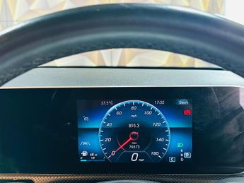 Mercedes-Benz CLA 2.0 CLA250 AMG Line Coupe 7G-DCT Euro 6 (s/s) 4dr