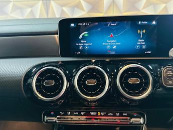 Mercedes-Benz CLA 2.0 CLA250 AMG Line Coupe 7G-DCT Euro 6 (s/s) 4dr