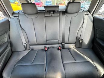 BMW 3 Series 2.0 320i Luxury Touring 5dr Petrol Auto Euro 6 (s/s) (184 ps)