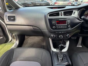 Kia Ceed 1.6 CRDi 2 Sportswagon 5dr Diesel Auto Euro 5 (126 bhp)