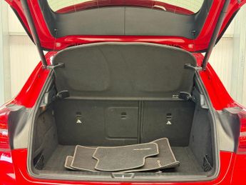 Mercedes-Benz GLA 1.6 GLA200 AMG Line Edition (Plus) 7G-DCT Euro 6 (s/s) 5dr