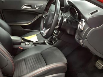Mercedes-Benz GLA 1.6 GLA200 AMG Line Edition (Plus) 7G-DCT Euro 6 (s/s) 5dr