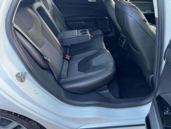Ford Mondeo 2.0 TDCi ST-Line X Powershift Euro 6 (s/s) 5dr