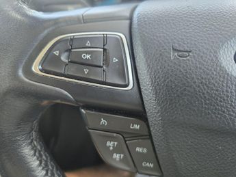 Ford Focus 1.6 Titanium Powershift Euro 6 5dr
