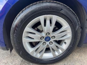 Ford Focus 1.6 TDCi Titanium Navigator Euro 5 (s/s) 5dr