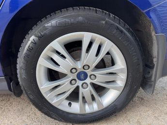 Ford Focus 1.6 TDCi Titanium Navigator Euro 5 (s/s) 5dr