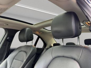 Mercedes-Benz C Class 2.0 C350e 6.4kWh Sport (Premium Plus) G-Tronic+ Euro 6 (s/s) 4dr