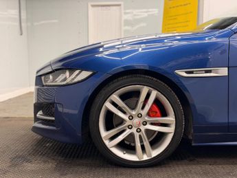 Jaguar XE 2.0d R-Sport Auto Euro 6 (s/s) 4dr