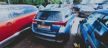 Toyota Auris 1.8 VVT-h Excel Touring Sports 5dr Petrol Hybrid CVT Euro 6 (s/s