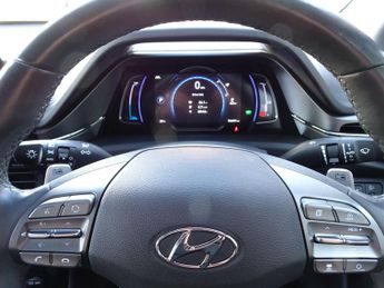Hyundai IONIQ 38.3kWh Premium SE Auto 5dr