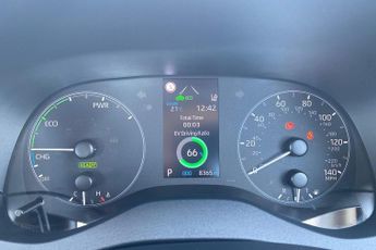 Toyota Yaris 1.5 VVT-h Icon Hatchback 5dr Petrol Hybrid E-CVT Euro 6 (s/s) (1