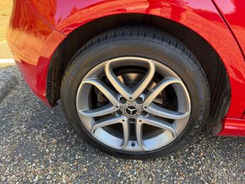 Mercedes-Benz A Class 2.1 A200d Sport Edition Plus 7G-DCT Euro 6 (s/s) 5dr