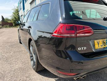 Volkswagen Golf 2.0 TDI BlueMotion Tech GTD (Nav) DSG Euro 6 (s/s) 5dr