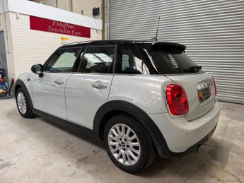 MINI Hatch 1.5 Cooper Auto Euro 6 (s/s) 5dr