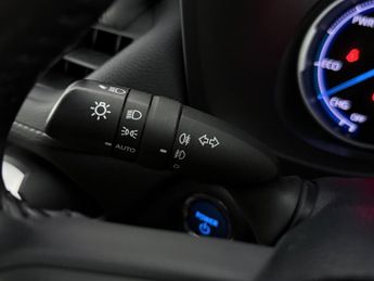 Toyota RAV4 2.5 VVT-h Design CVT 4WD Euro 6 (s/s) 5dr