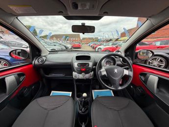 Peugeot 107 1.0 12V Allure Hatchback 3dr Petrol Manual Euro 5 (68 ps)
