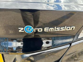 Nissan Leaf 40kWh N-Connecta Hatchback 5dr Electric Auto (150 ps)