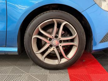 Mercedes-Benz A Class 1.5 A180 CDI Sport 7G-DCT Euro 5 (s/s) 5dr