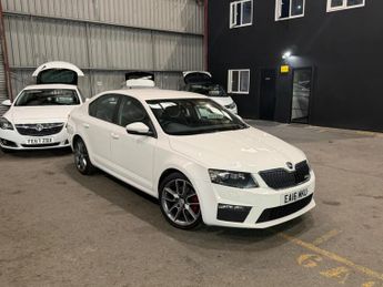 Skoda Octavia 2.0 TDI vRS Euro 6 (s/s) 5dr (SNav)