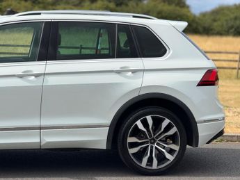 Volkswagen Tiguan 2.0 TDI R-Line DSG 4Motion Euro 6 (s/s) 5dr