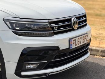 Volkswagen Tiguan 2.0 TDI R-Line DSG 4Motion Euro 6 (s/s) 5dr