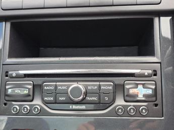 Peugeot 5008 1.6 BlueHDi Allure MPV 5dr Diesel EAT Euro 6 (s/s) (120 ps)