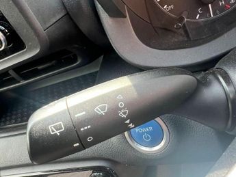 Toyota Yaris 1.5 VVT-h Design Hatchback 5dr Petrol Hybrid E-CVT Euro 6 (s/s) 