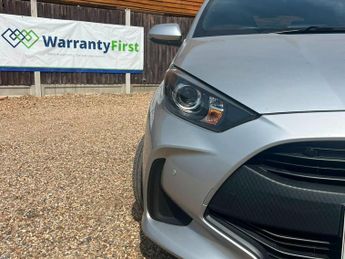 Toyota Yaris 1.5 VVT-h Design Hatchback 5dr Petrol Hybrid E-CVT Euro 6 (s/s) 