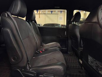 Toyota Estima PREMIUM 2.4 PETROL AUTO MPV 7 SEATER