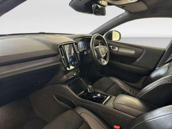 Volvo XC40 2.0 D4 R-Design SUV 5dr Diesel Auto AWD Euro 6 (s/s) (190 ps)