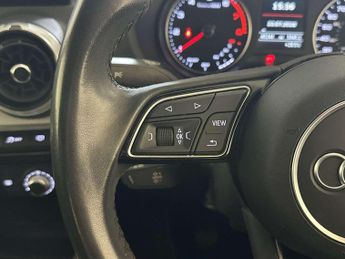 Audi Q2 1.0 TFSI 30 Technik SUV 5dr Petrol Manual Euro 6 (s/s) (110 ps)