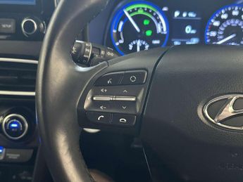 Hyundai KONA 1.6 h-GDi Premium SUV 5dr Petrol Hybrid DCT Euro 6 (s/s) (141 ps