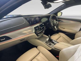 BMW 5 Series 2.0 520d M Sport Touring 5dr Diesel Auto Euro 6 (s/s) (190 ps)