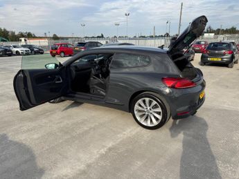 Volkswagen Scirocco 2.0 TSI GT DSG Euro 6 (s/s) 3dr