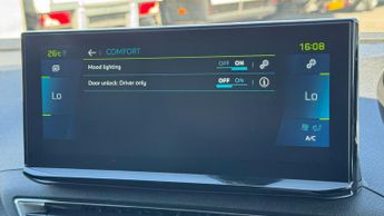 Peugeot 3008 1.6 13.2kWh Allure Premium SUV 5dr Petrol Plug-in Hybrid e-EAT E