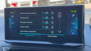 Peugeot 3008 1.6 13.2kWh Allure Premium SUV 5dr Petrol Plug-in Hybrid e-EAT E