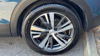 Peugeot 3008 1.6 13.2kWh Allure Premium SUV 5dr Petrol Plug-in Hybrid e-EAT E
