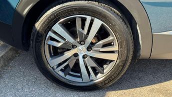 Peugeot 3008 1.6 13.2kWh Allure Premium SUV 5dr Petrol Plug-in Hybrid e-EAT E