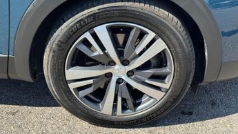 Peugeot 3008 1.6 13.2kWh Allure Premium SUV 5dr Petrol Plug-in Hybrid e-EAT E