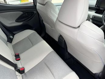 Toyota Yaris 1.5 VVT-h Excel Hatchback 5dr Petrol Hybrid E-CVT Euro 6 (s/s) (