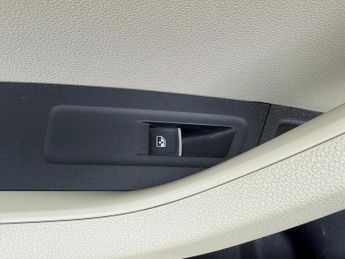 Skoda Karoq 1.5 TSI Edition SUV 5dr Petrol DSG Euro 6 (s/s) (150 ps)