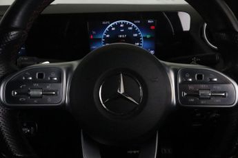 Mercedes-Benz GLA 1.3 GLA180 AMG Line 7G-DCT Euro 6 (s/s) 5dr