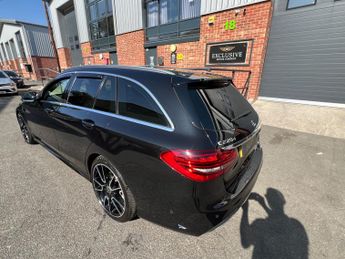 Mercedes-Benz C Class 2.0 C220d AMG Line (Premium) G-Tronic+ Euro 6 (s/s) 5dr