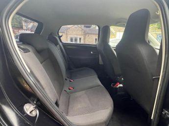 Volkswagen up! 1.0 High up! Hatchback 5dr Petrol ASG Euro 5 (75 ps)