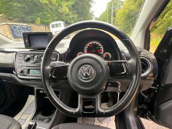 Volkswagen up! 1.0 High up! Hatchback 5dr Petrol ASG Euro 5 (75 ps)