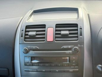 Toyota Auris 1.4 VVT-i T3 5dr
