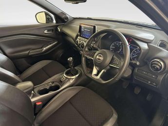 Nissan Juke 1.0 DIG-T N-Connecta SUV 5dr Petrol Manual Euro 6 (s/s) (114 ps)